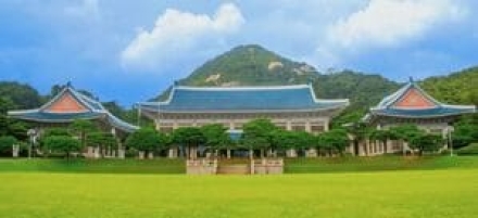 이 대통령 "땅값 올라 귀농·귀촌 어려워…농지 전수조사" 지시